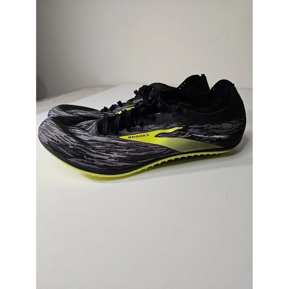 Brooks ELMN8 v5 Track Field Spike Shoes Mens 10.5 D Lightweight Sprint Distance